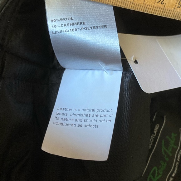 NWT Wigens Plaid Newsboy Cap - Picture 9 of 11